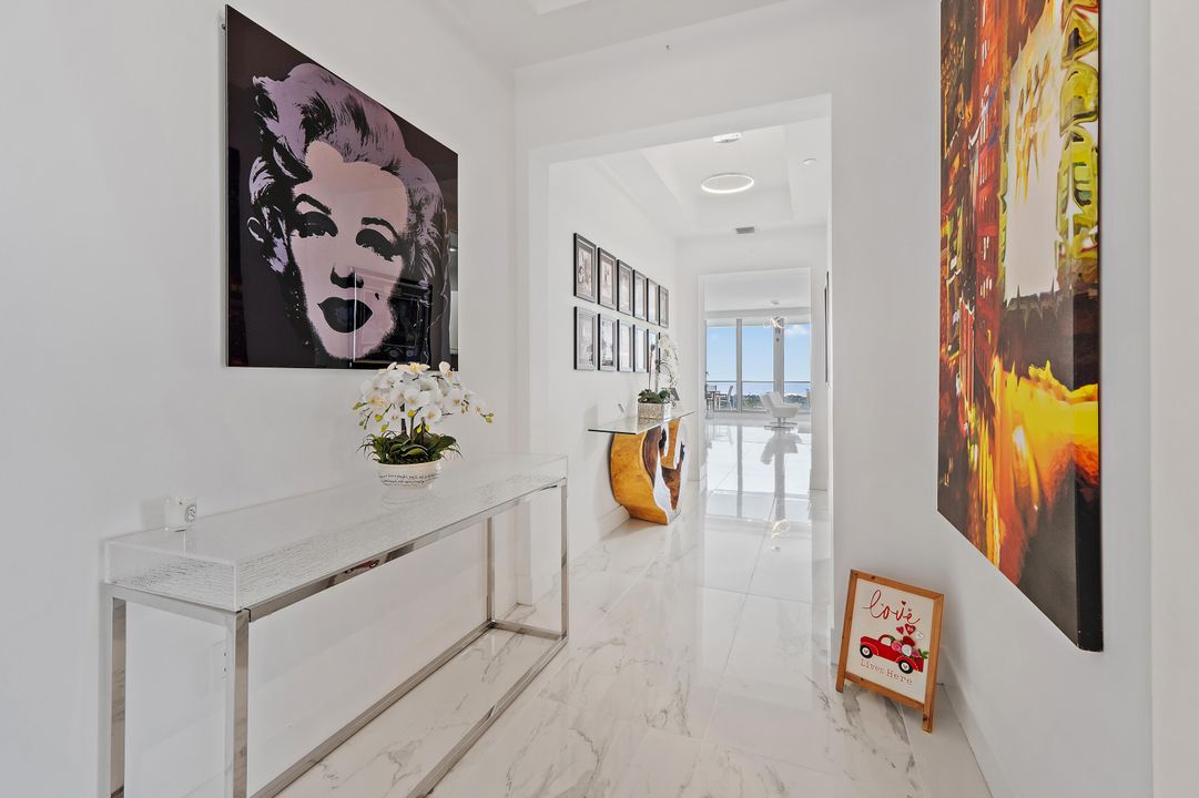 En Venta: $3,150,000 (4 camas, 4 baños, 3032 Pies cuadrados)