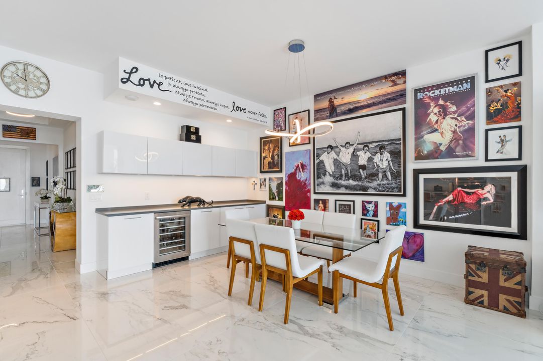 En Venta: $3,150,000 (4 camas, 4 baños, 3032 Pies cuadrados)