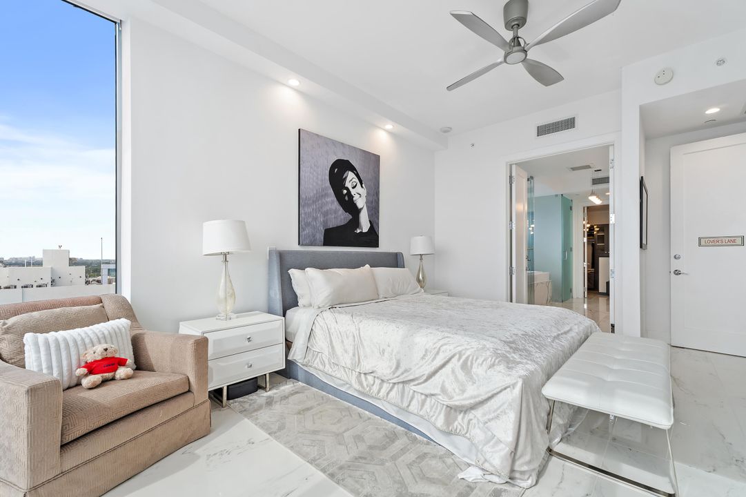 En Venta: $3,150,000 (4 camas, 4 baños, 3032 Pies cuadrados)