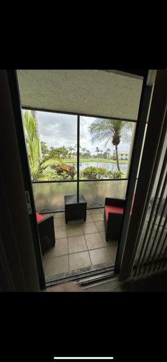 En Venta: $199,000 (2 camas, 2 baños, 1106 Pies cuadrados)