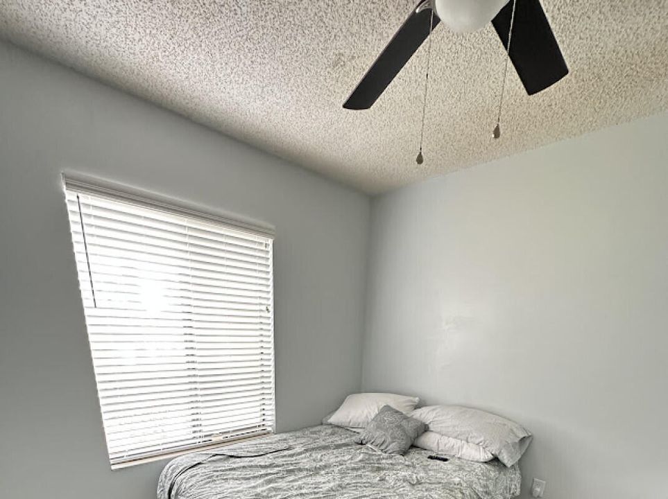 En Venta: $199,000 (2 camas, 2 baños, 1106 Pies cuadrados)