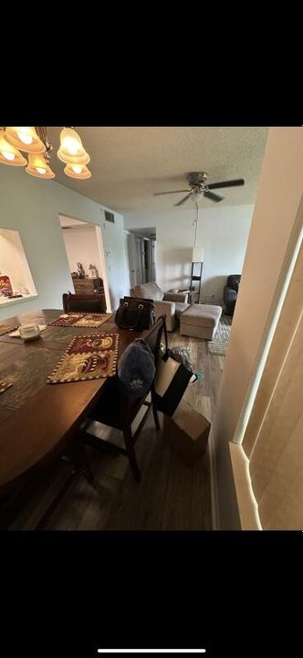 En Venta: $199,000 (2 camas, 2 baños, 1106 Pies cuadrados)