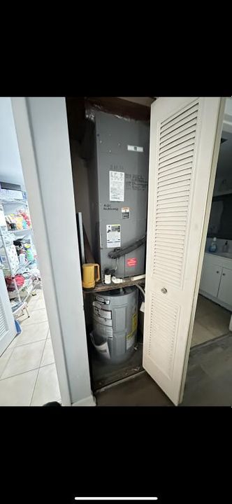 En Venta: $199,000 (2 camas, 2 baños, 1106 Pies cuadrados)