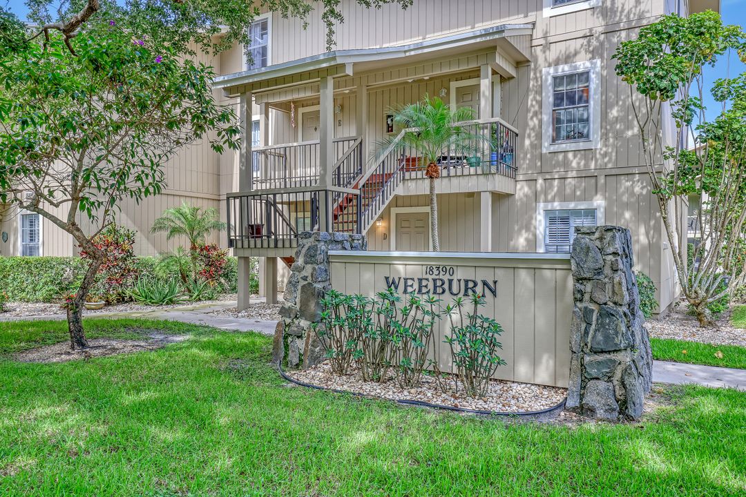 For Sale: $239,000 (2 beds, 2 baths, 1230 Square Feet)