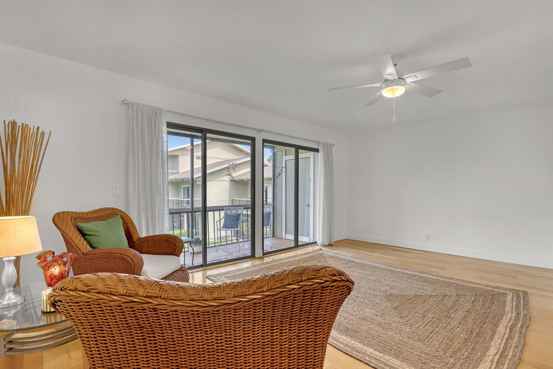 For Sale: $239,000 (2 beds, 2 baths, 1230 Square Feet)