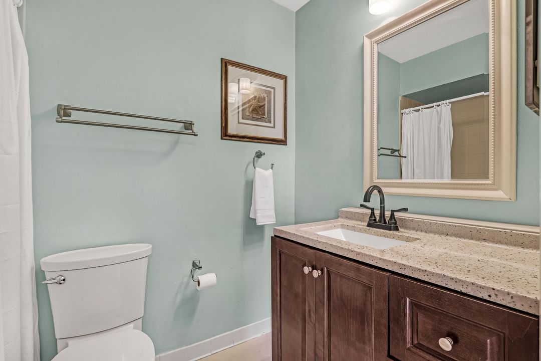 For Sale: $239,000 (2 beds, 2 baths, 1230 Square Feet)