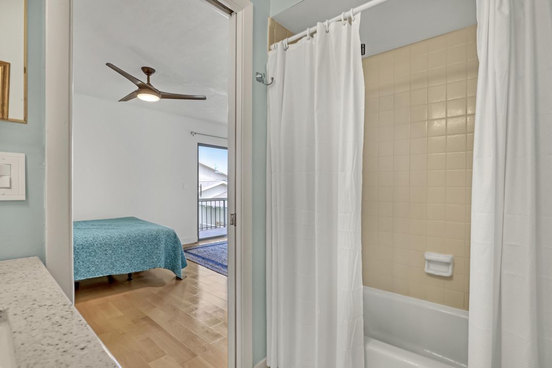 For Sale: $239,000 (2 beds, 2 baths, 1230 Square Feet)