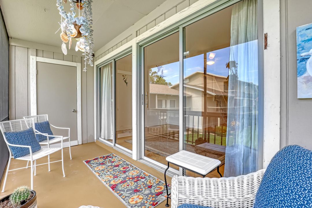 For Sale: $239,000 (2 beds, 2 baths, 1230 Square Feet)