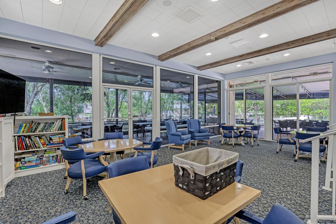 For Sale: $239,000 (2 beds, 2 baths, 1230 Square Feet)