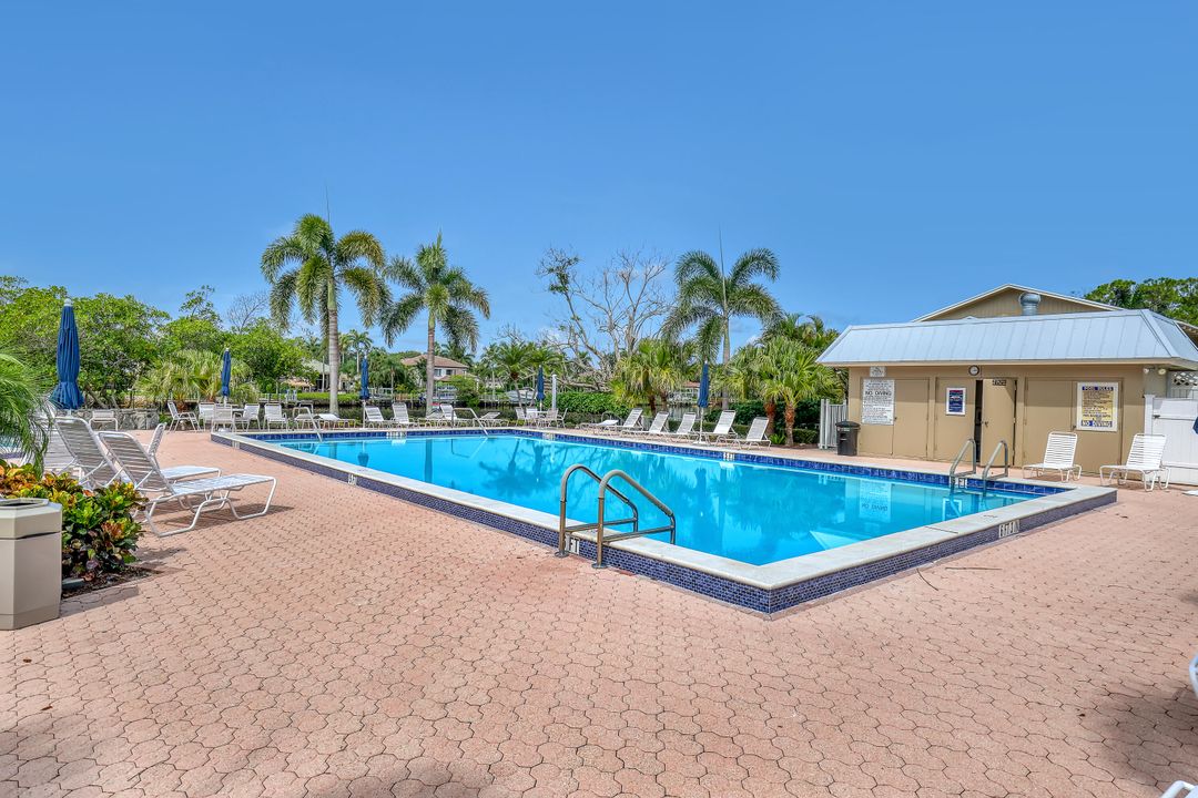 For Sale: $239,000 (2 beds, 2 baths, 1230 Square Feet)