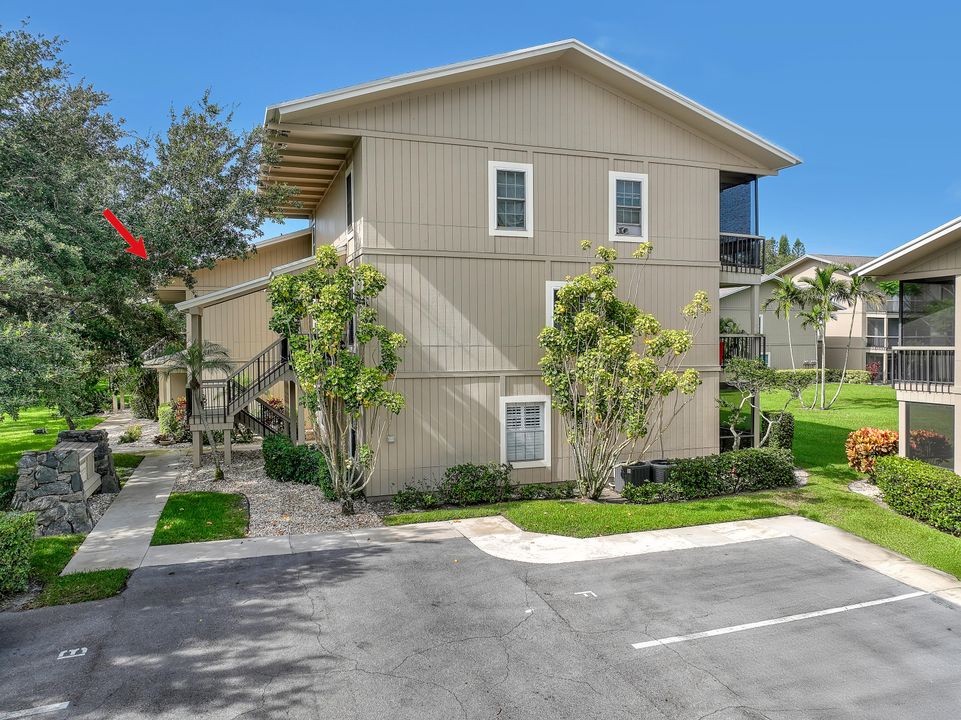 For Sale: $239,000 (2 beds, 2 baths, 1230 Square Feet)