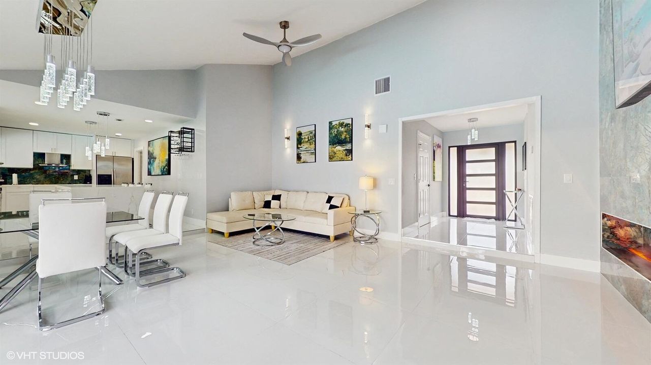 For Rent: $16,000 (5 beds, 3 baths, 2279 Square Feet)