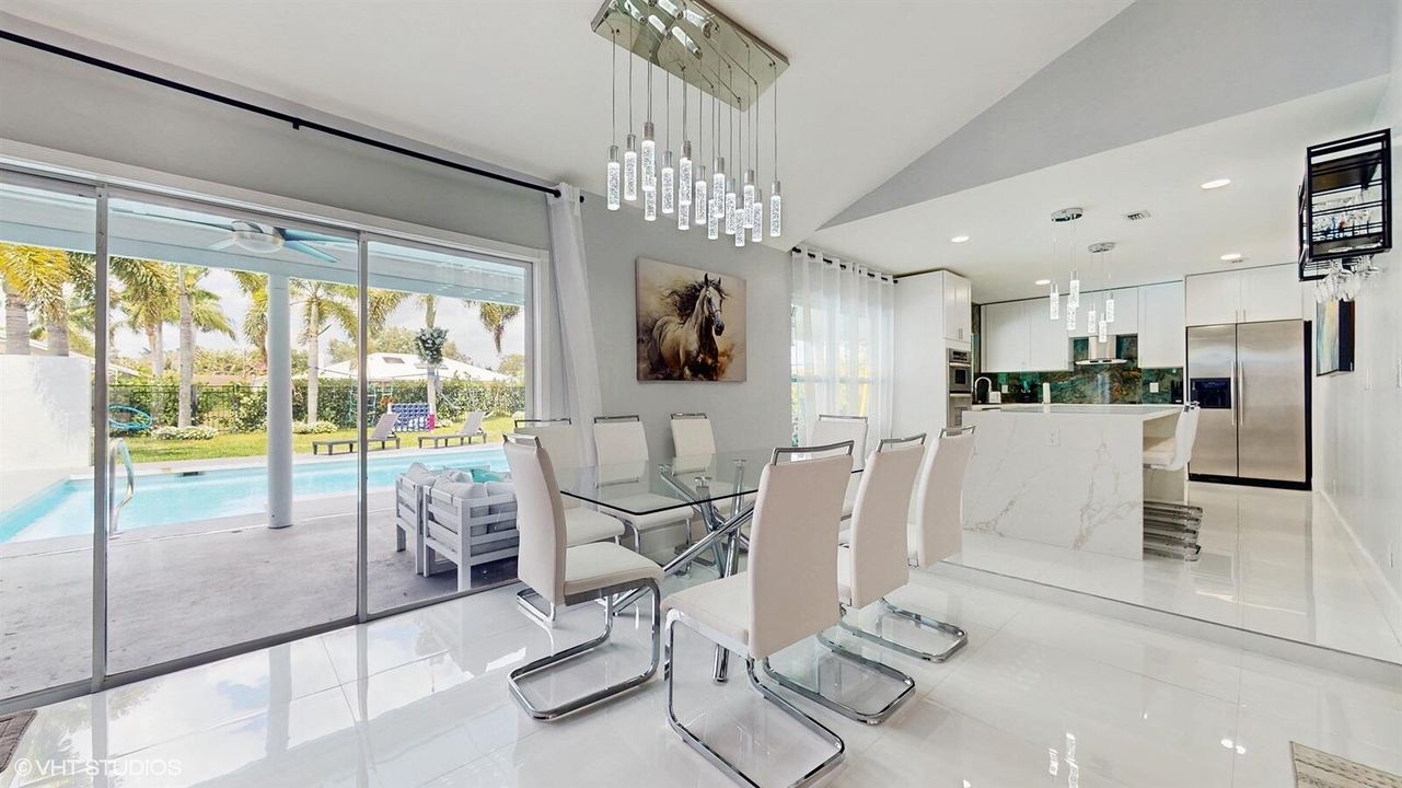 For Rent: $16,000 (5 beds, 3 baths, 2279 Square Feet)