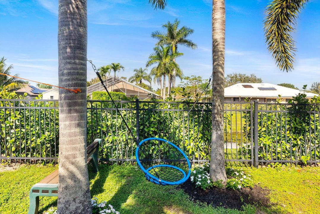 For Rent: $16,000 (5 beds, 3 baths, 2279 Square Feet)