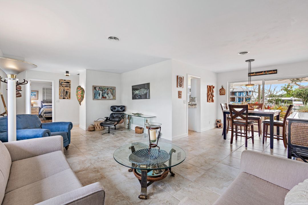 В аренду: $12,500 (2 спален, 2 ванн, 1590 Квадратных фут)