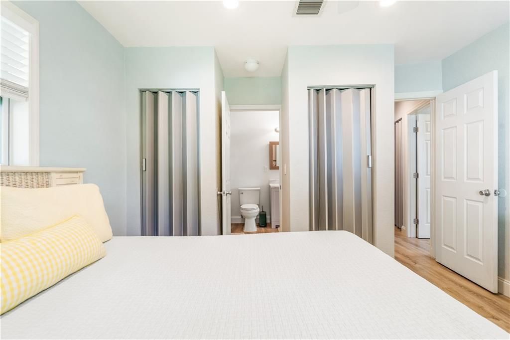 На продажу: $399,000 (3 спален, 2 ванн, 1300 Квадратных фут)