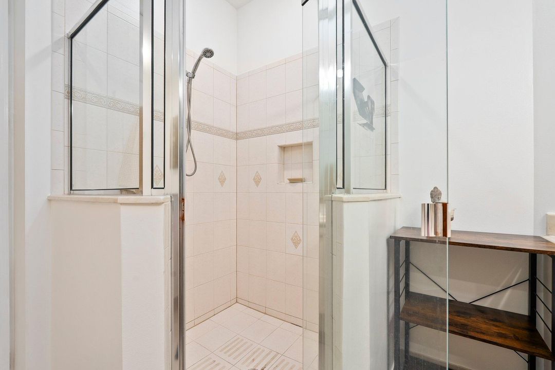 待售: $559,000 (3 贝兹, 2 浴室, 2360 平方英尺)