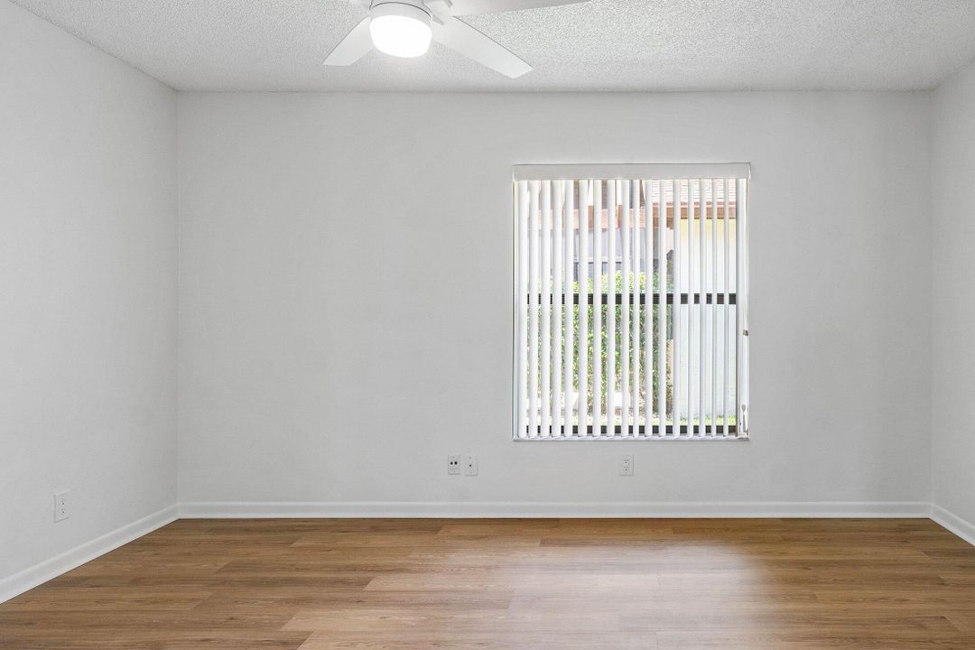 На продажу: $329,000 (3 спален, 2 ванн, 1731 Квадратных фут)