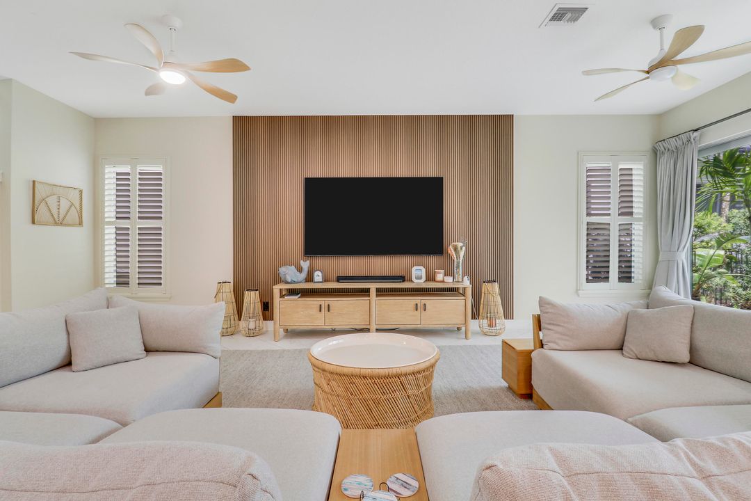 En Venta: $1,599,000 (5 camas, 3 baños, 3849 Pies cuadrados)