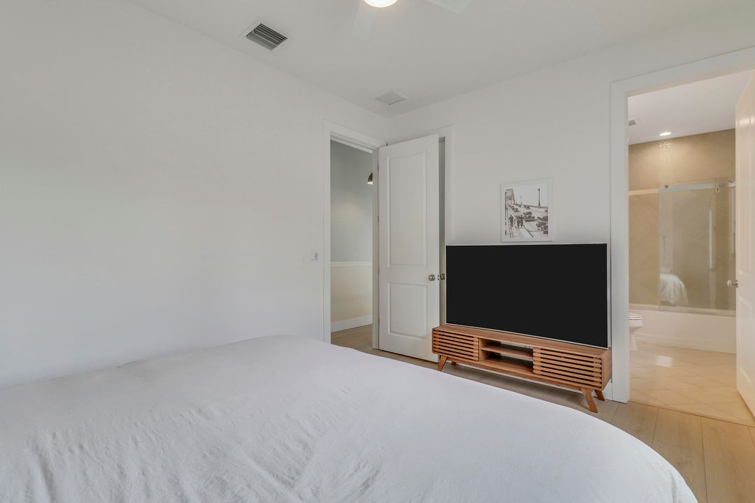 En Venta: $1,599,000 (5 camas, 3 baños, 3849 Pies cuadrados)