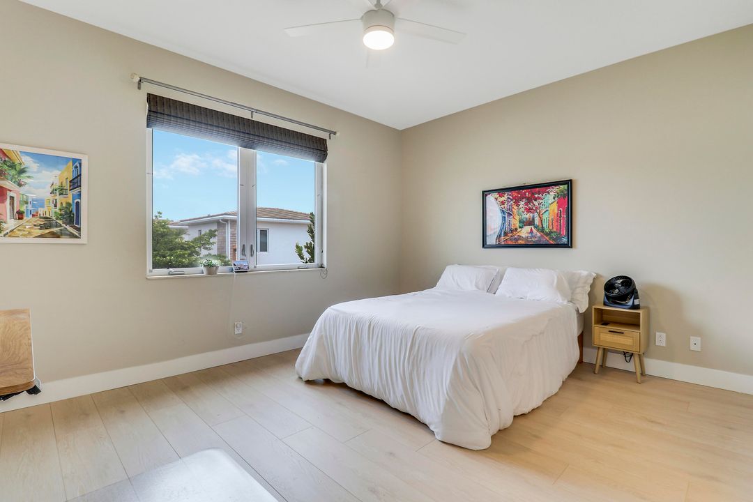 En Venta: $1,599,000 (5 camas, 3 baños, 3849 Pies cuadrados)