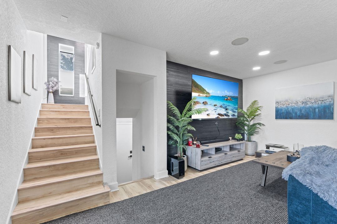 En Venta: $3,900,000 (5 camas, 4 baños, 3142 Pies cuadrados)