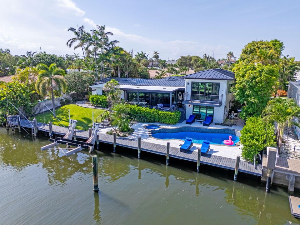 En Venta: $3,900,000 (5 camas, 4 baños, 3142 Pies cuadrados)