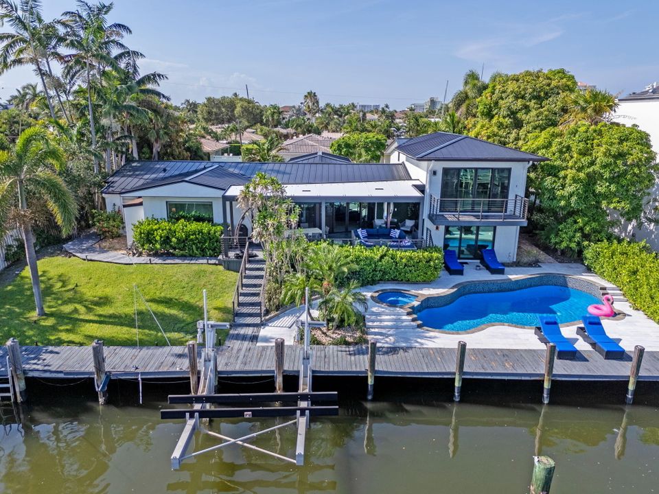 En Venta: $3,900,000 (5 camas, 4 baños, 3142 Pies cuadrados)