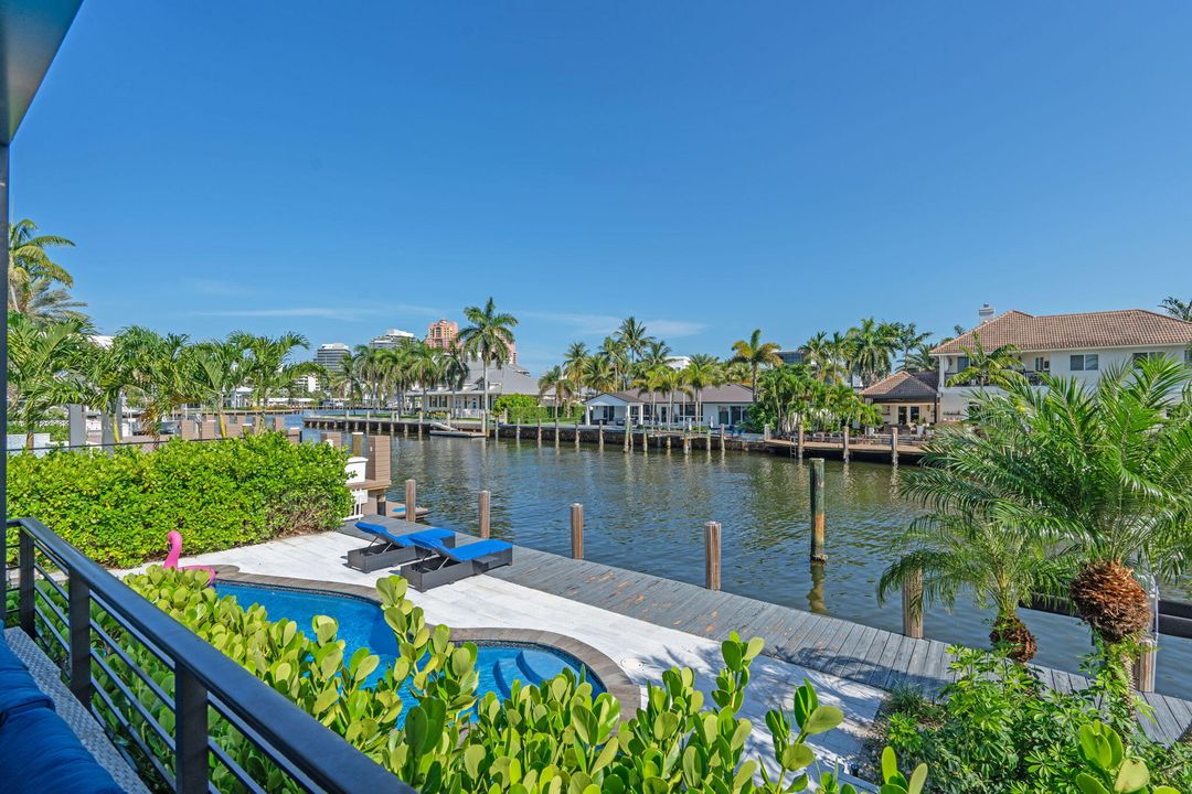 En Venta: $3,900,000 (5 camas, 4 baños, 3142 Pies cuadrados)