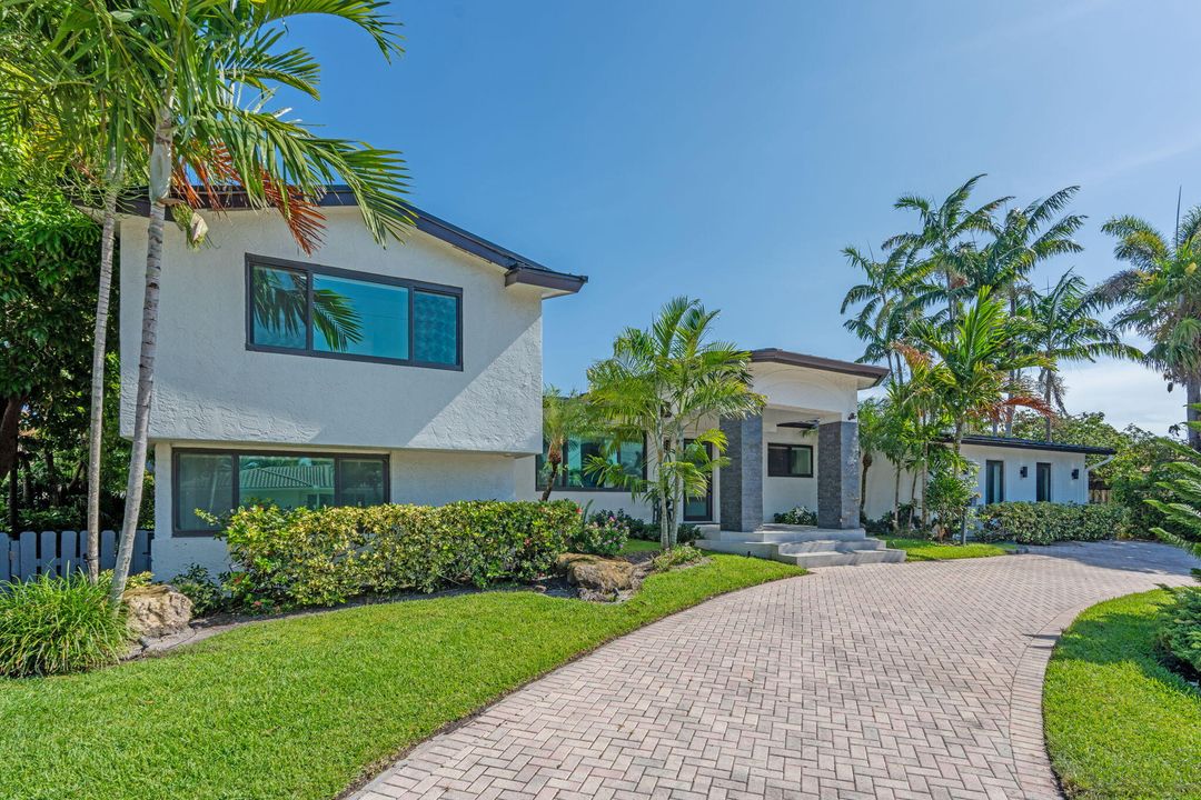 En Venta: $3,900,000 (5 camas, 4 baños, 3142 Pies cuadrados)