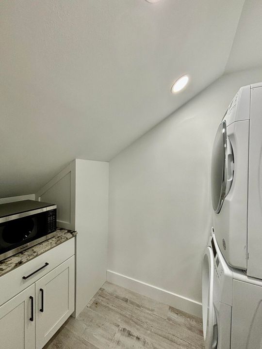 En Venta: $366,700 (2 camas, 2 baños, 1097 Pies cuadrados)