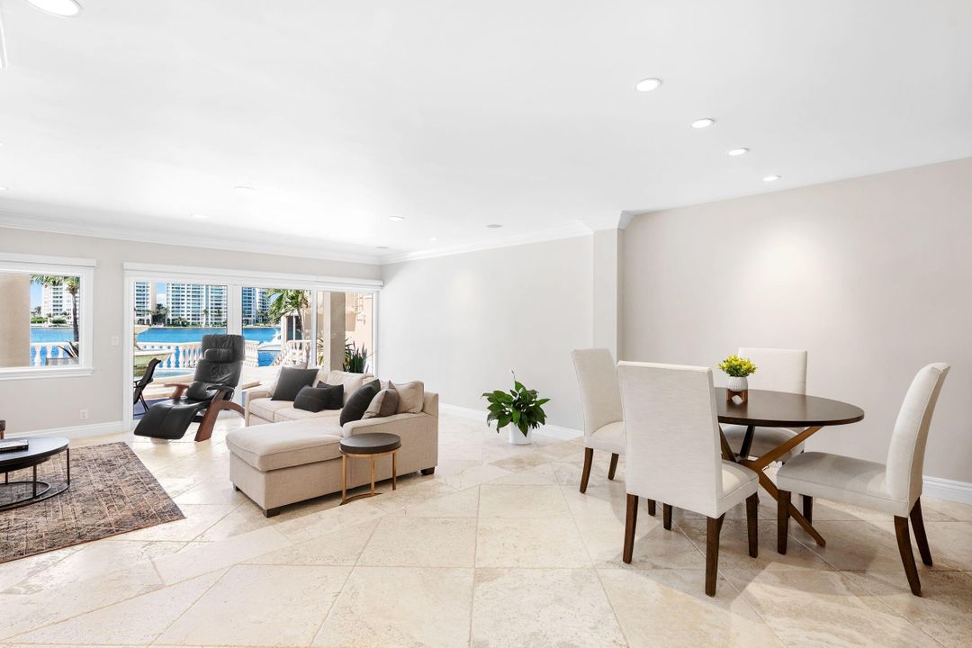 В аренду: $22,000 (3 спален, 3 ванн, 2814 Квадратных фут)