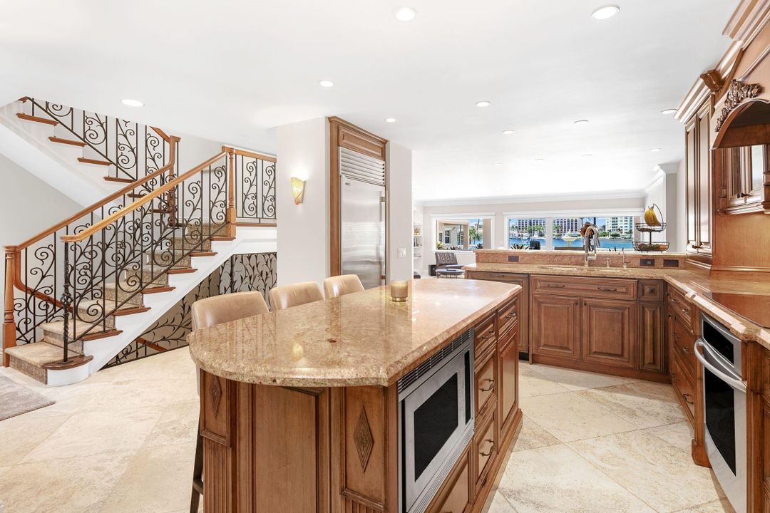 В аренду: $22,000 (3 спален, 3 ванн, 2814 Квадратных фут)