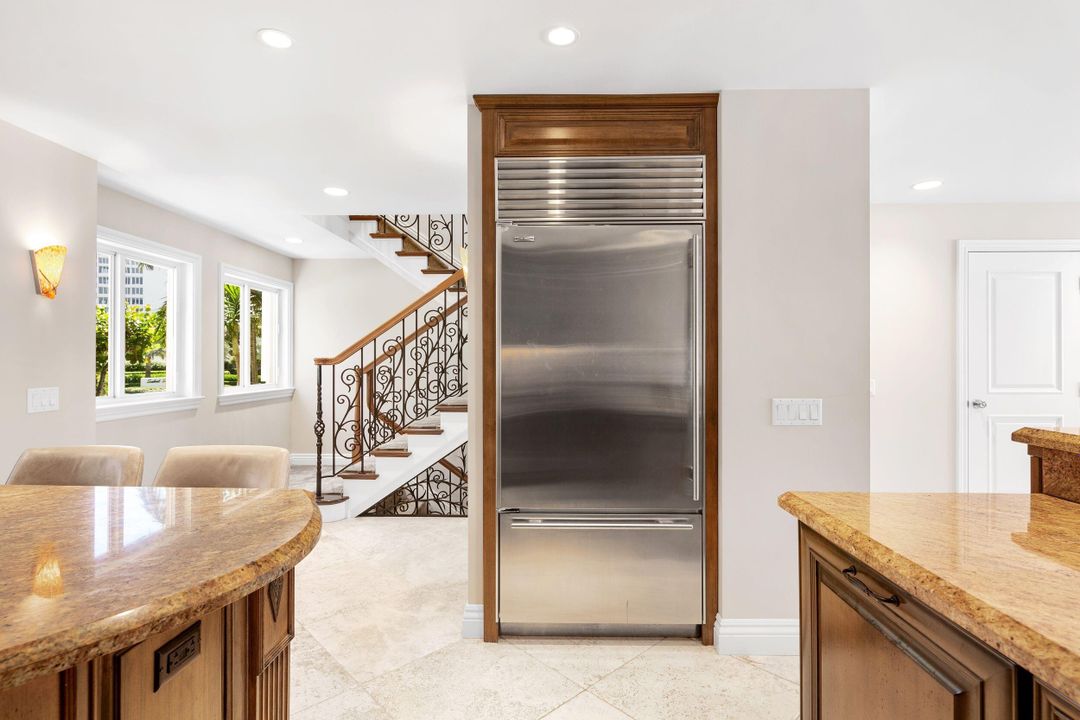 В аренду: $22,000 (3 спален, 3 ванн, 2814 Квадратных фут)