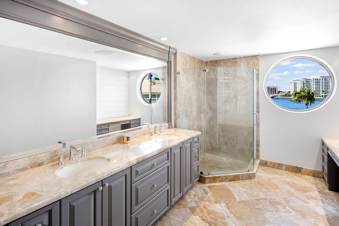 В аренду: $22,000 (3 спален, 3 ванн, 2814 Квадратных фут)