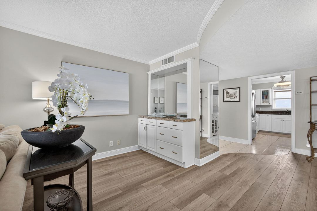 En Venta: $399,000 (2 camas, 2 baños, 1440 Pies cuadrados)