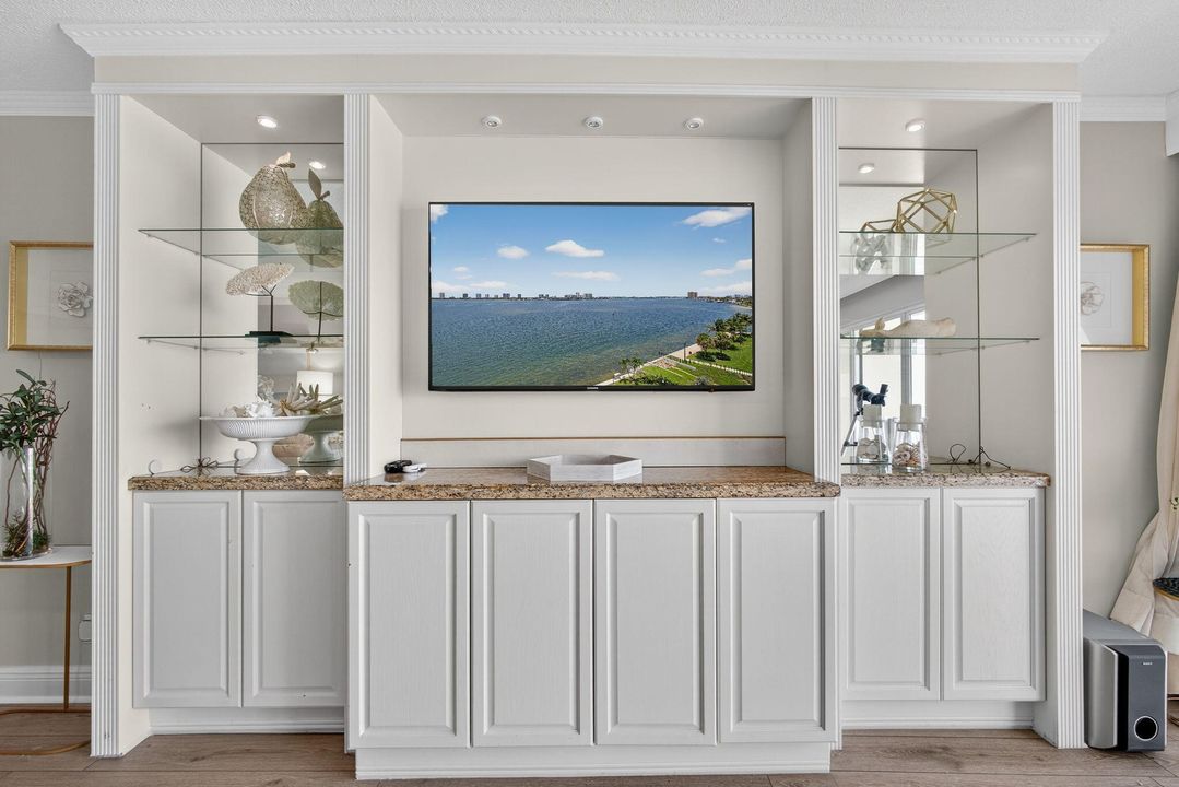 En Venta: $399,000 (2 camas, 2 baños, 1440 Pies cuadrados)