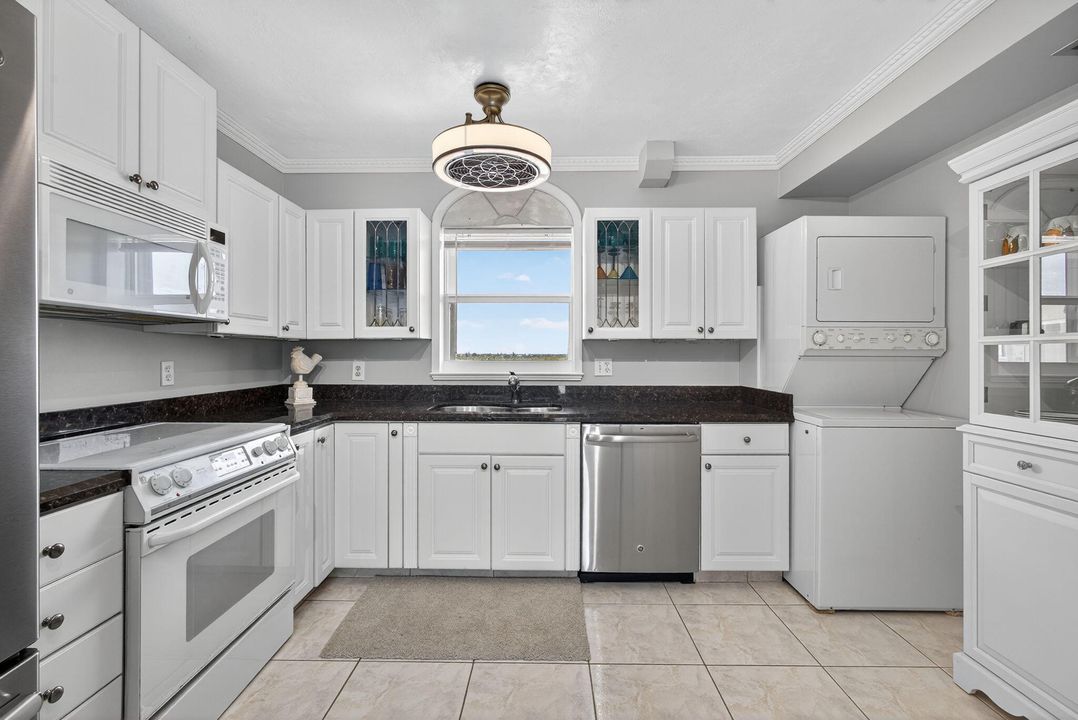 En Venta: $399,000 (2 camas, 2 baños, 1440 Pies cuadrados)