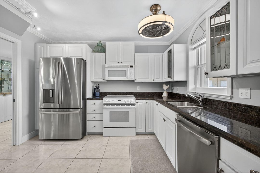 En Venta: $399,000 (2 camas, 2 baños, 1440 Pies cuadrados)