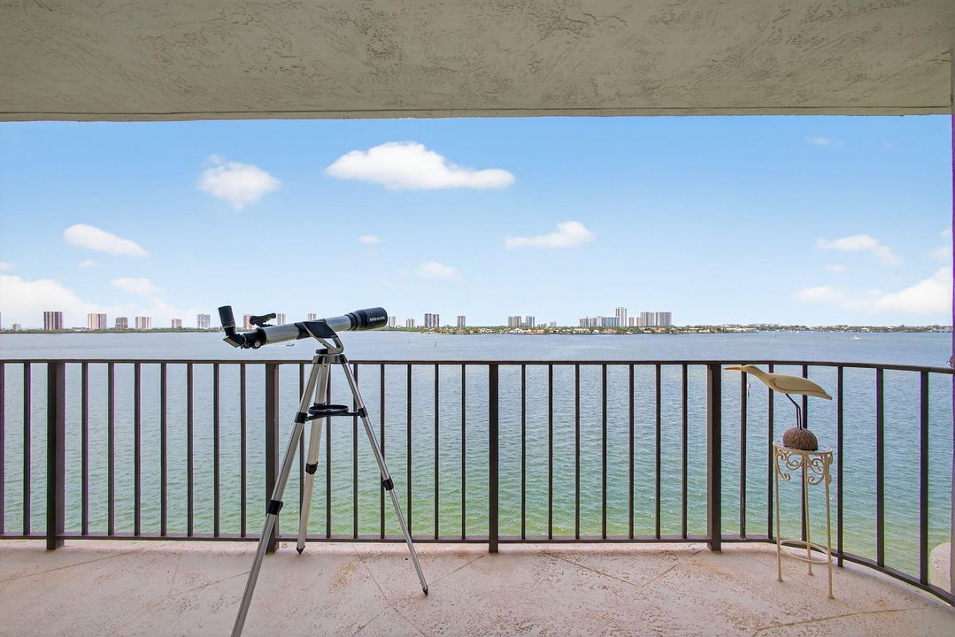 En Venta: $399,000 (2 camas, 2 baños, 1440 Pies cuadrados)