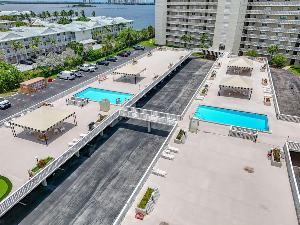 En Venta: $399,000 (2 camas, 2 baños, 1440 Pies cuadrados)