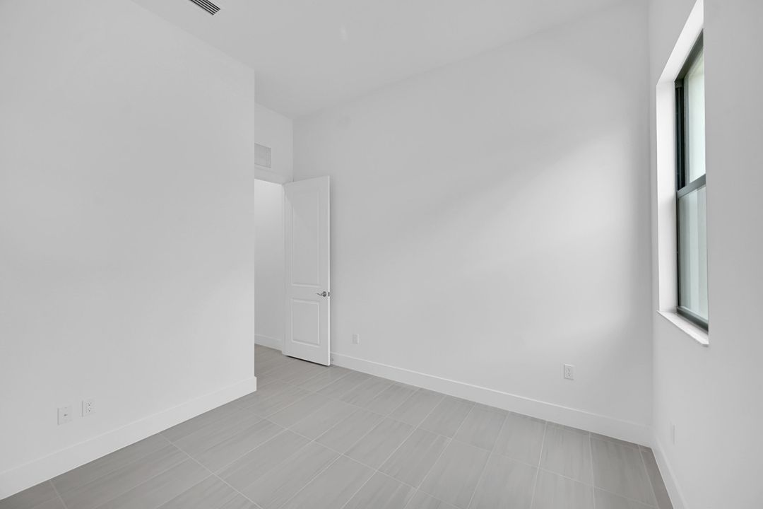 Active With Contract: $5,500 (4 beds, 4 baths, 2795 Square Feet)