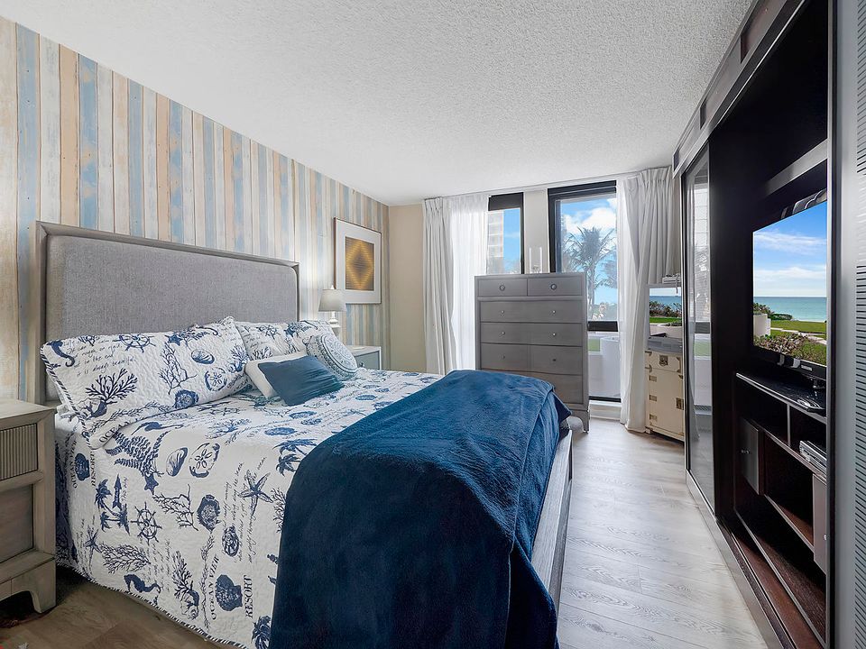 Под контрактом: $4,500 (2 спален, 2 ванн, 1586 Квадратных фут)