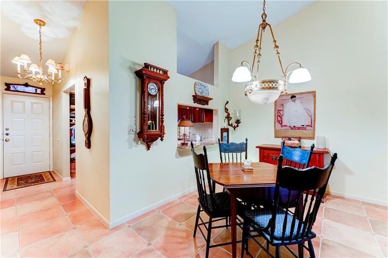 En Venta: $345,000 (2 camas, 2 baños, 1484 Pies cuadrados)