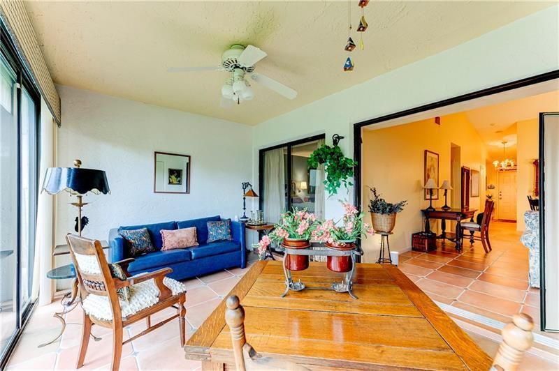 En Venta: $345,000 (2 camas, 2 baños, 1484 Pies cuadrados)