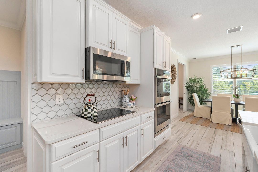 En Venta: $1,139,000 (4 camas, 3 baños, 3291 Pies cuadrados)