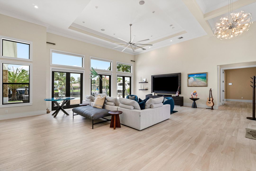 En Venta: $5,750,000 (4 camas, 4 baños, 3663 Pies cuadrados)