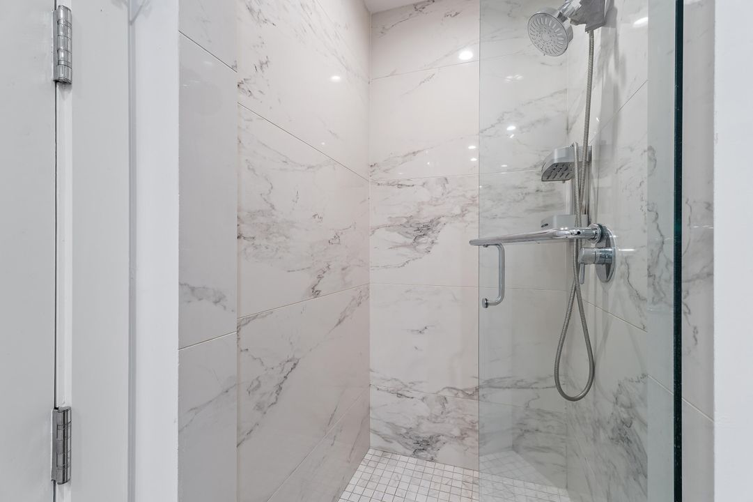 En Venta: $3,150,000 (4 camas, 4 baños, 3032 Pies cuadrados)