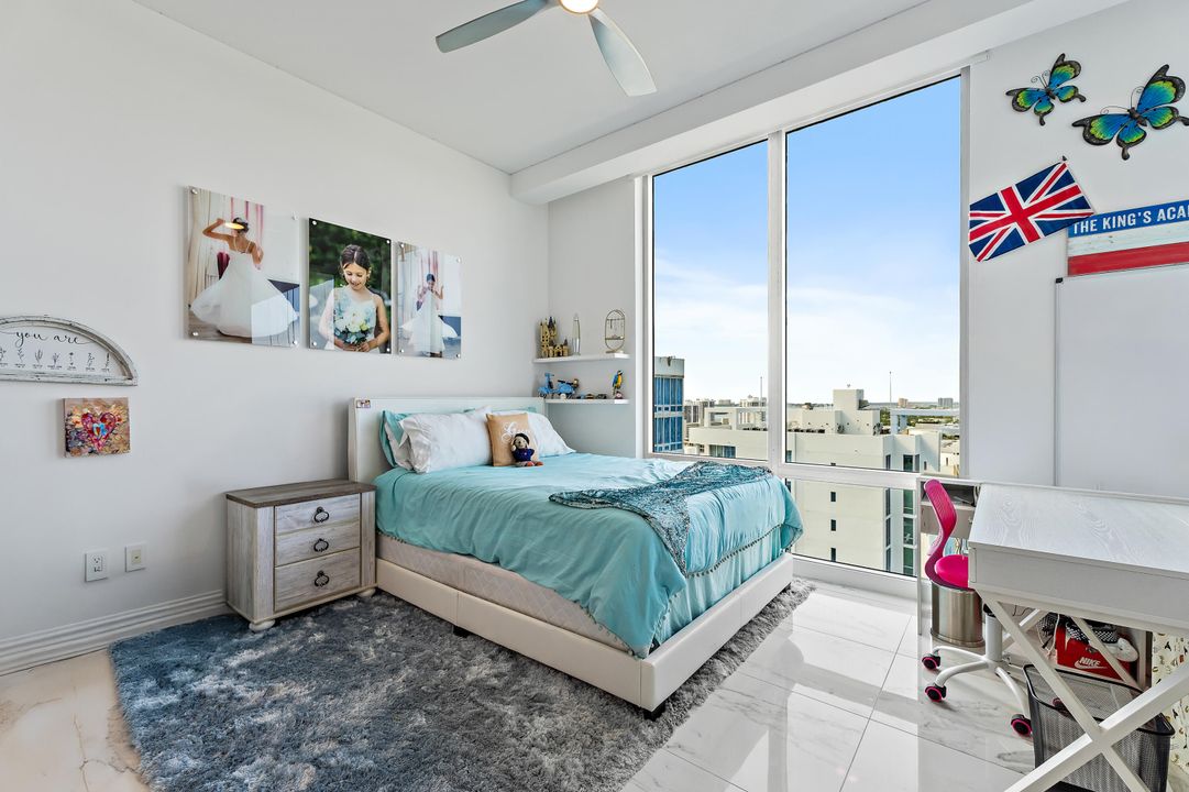 En Venta: $3,150,000 (4 camas, 4 baños, 3032 Pies cuadrados)