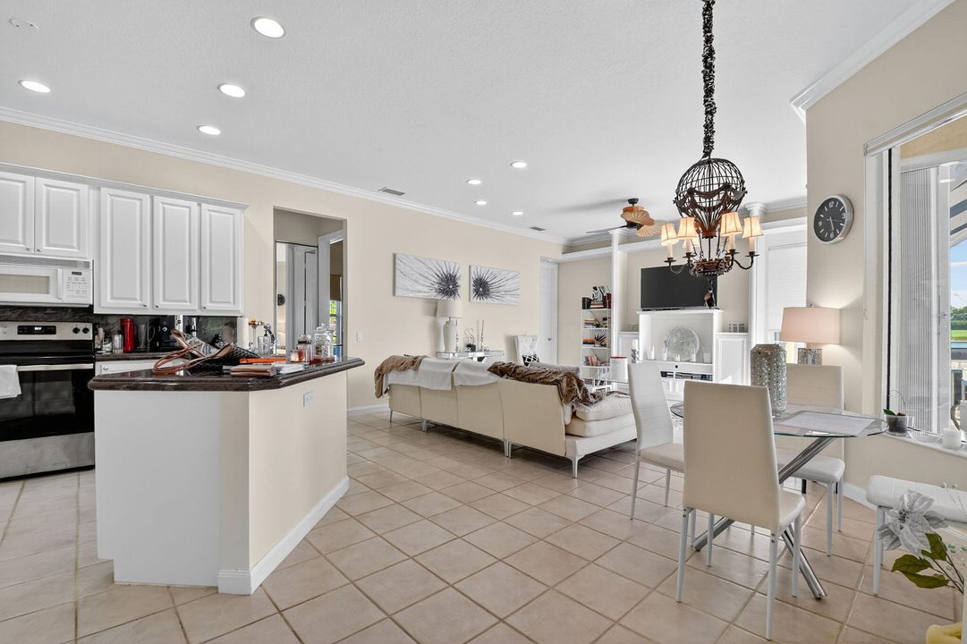 На продажу: $849,000 (4 спален, 3 ванн, 2552 Квадратных фут)